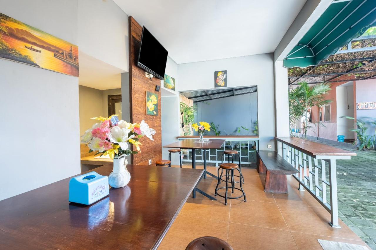 Oyo 3775 Ketut Inn Pesanggaran ภายนอก รูปภาพ